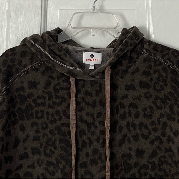 Anthropologie Sundry Leopard Print Cozy Hoodie Sweatshirt Size S Athleisure - Picture 5 of 15